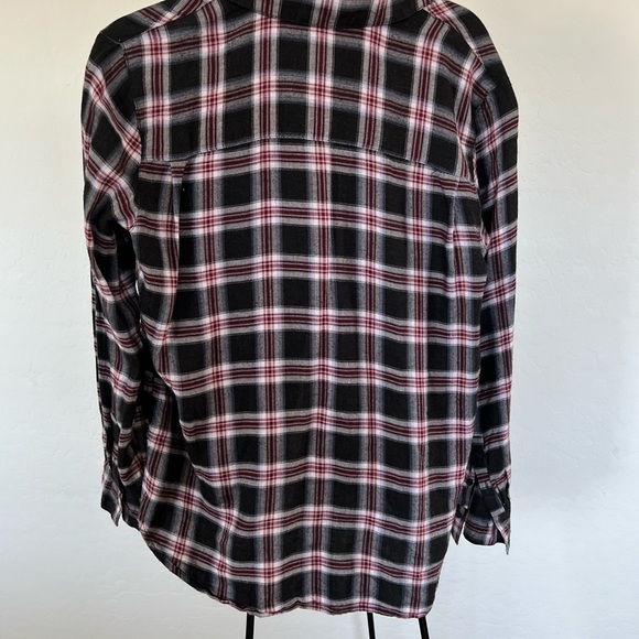 TREASURE AND BOND TOP - Picture 3 of 4